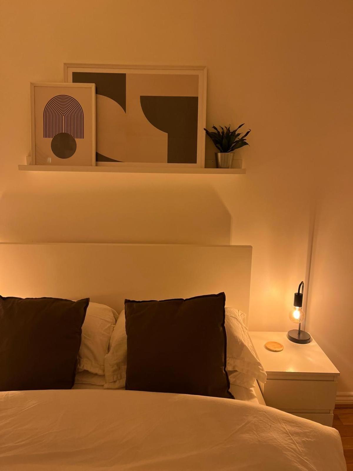 Homely 2 Story Cathedral City Apartment Дарем Экстерьер фото